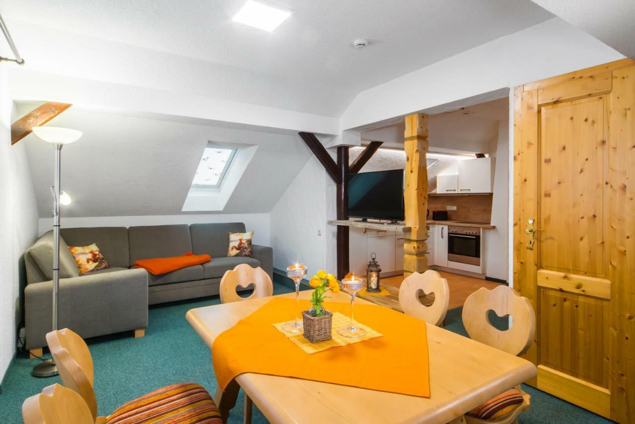 Appartements Und Ferienhaus Gasthof Kanzlersgrund Oberhof  Eksteriør bilde